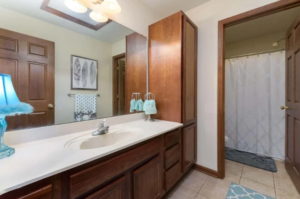 91 Country Hills Marshall, MI 49068