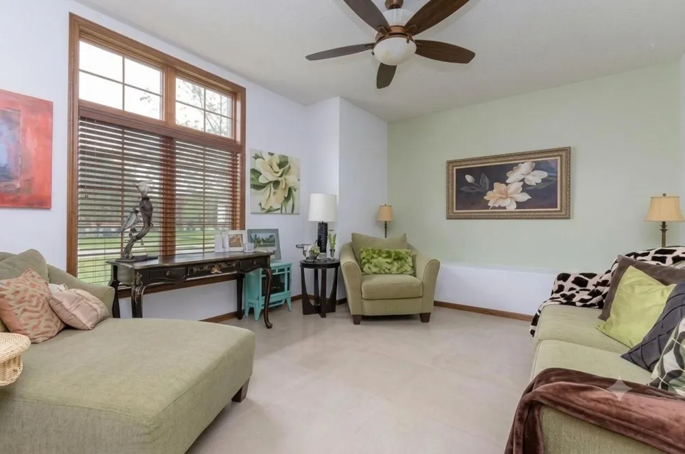 91 Country Hills Marshall, MI 49068