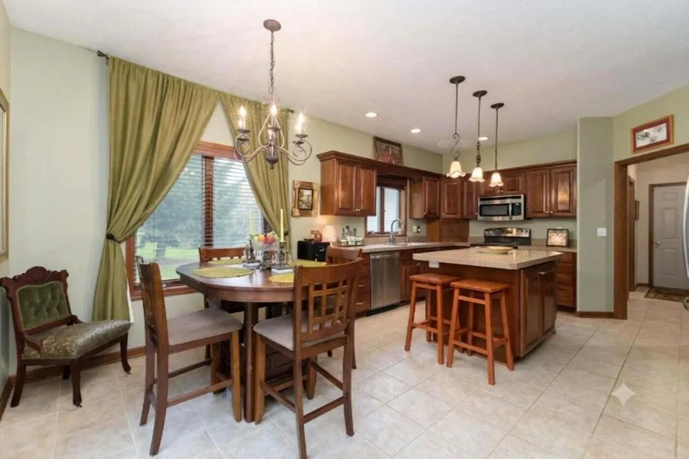 91 Country Hills Marshall, MI 49068