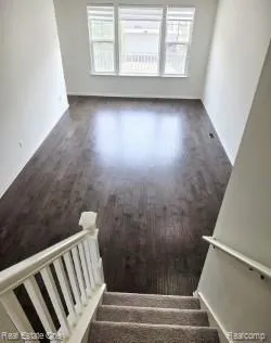 4637 BRADLEY CIRCLE Troy City, MI 48085