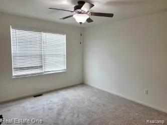 4637 BRADLEY CIRCLE Troy City, MI 48085