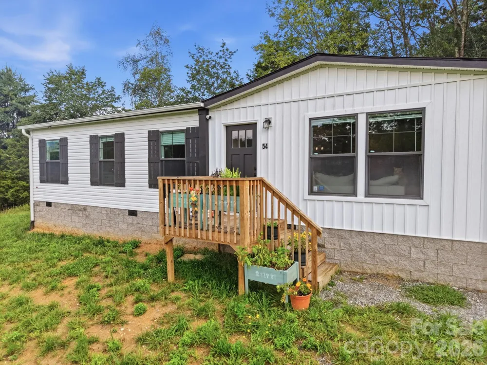 526 Cane River School Road Burnsville, NC 28714