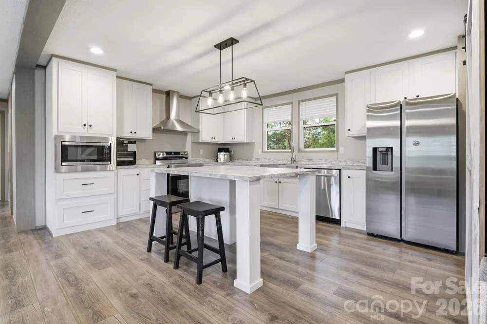 526 Cane River School Road Burnsville, NC 28714