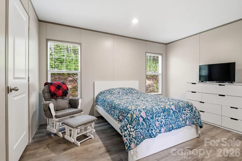 526 Cane River School Road Burnsville, NC 28714
