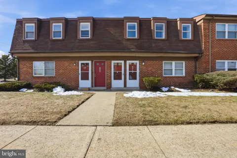 1242 LIBERTE COURT