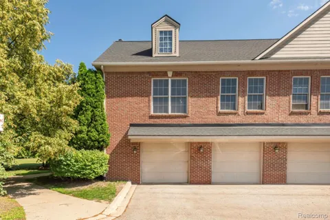 5738 Wellesley Lane