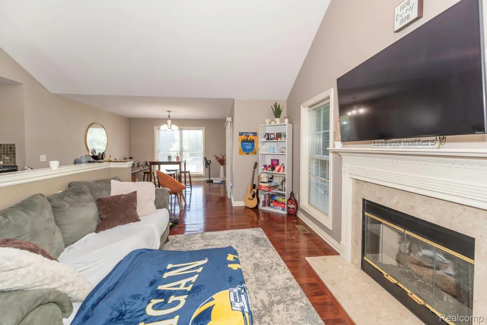 5738 Wellesley Lane Pittsfield Charter Township, MI 48197