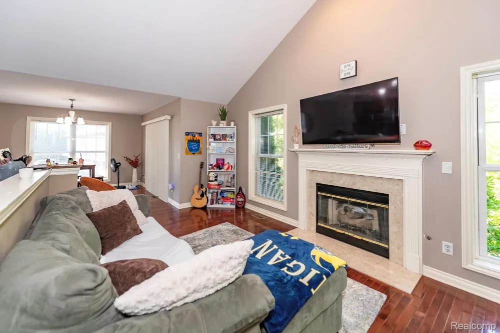 5738 Wellesley Lane Pittsfield Charter Township, MI 48197