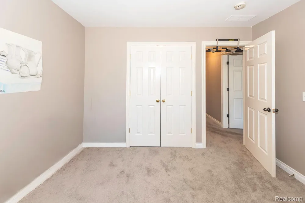 5738 Wellesley Lane Pittsfield Charter Township, MI 48197