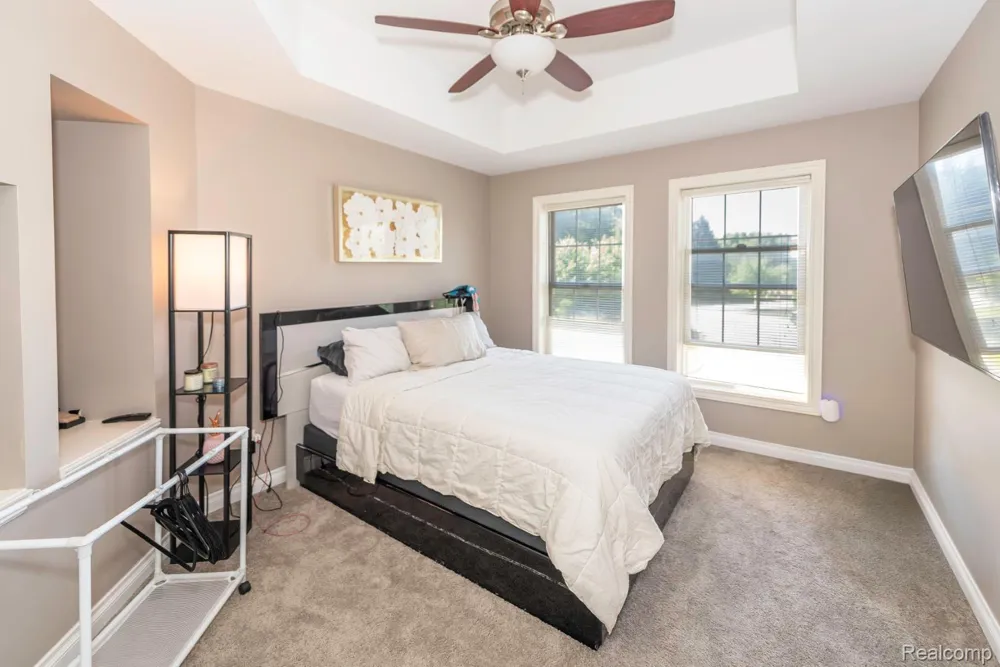 5738 Wellesley Lane Pittsfield Charter Township, MI 48197