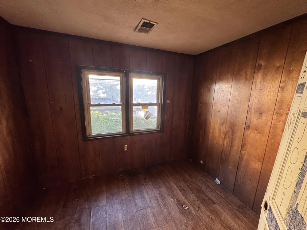 57 Lakewood Avenue Keansburg, NJ 07734