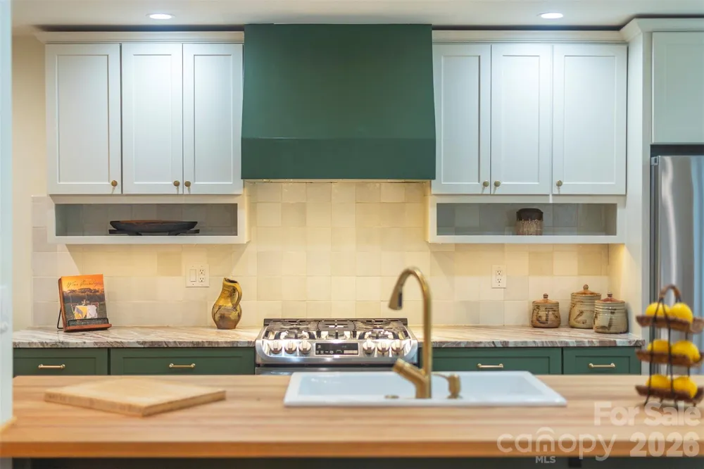 90 Pine Forest Drive Weaverville, NC 28787
