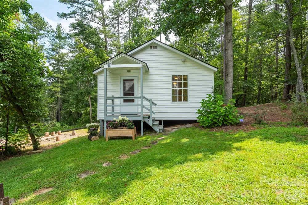 90 Pine Forest Drive Weaverville, NC 28787
