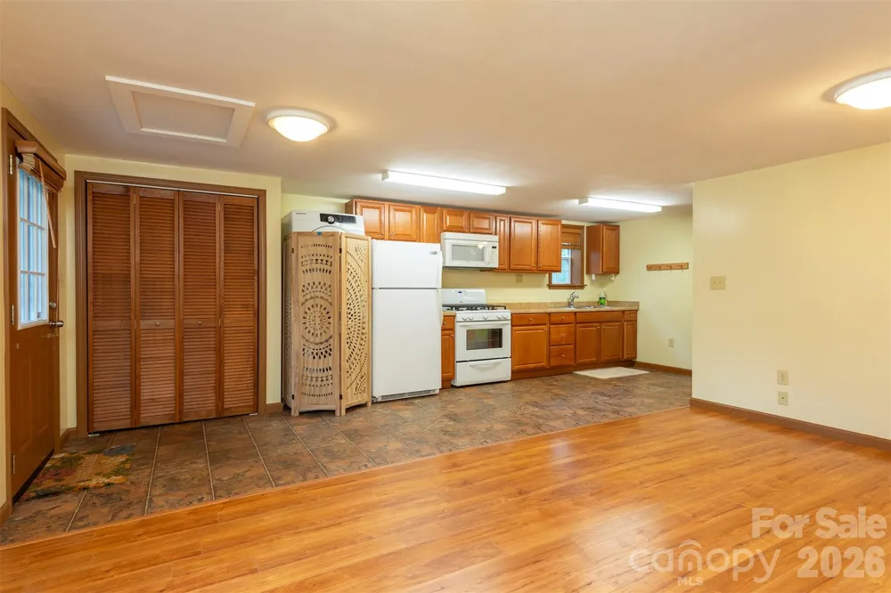 90 Pine Forest Drive Weaverville, NC 28787