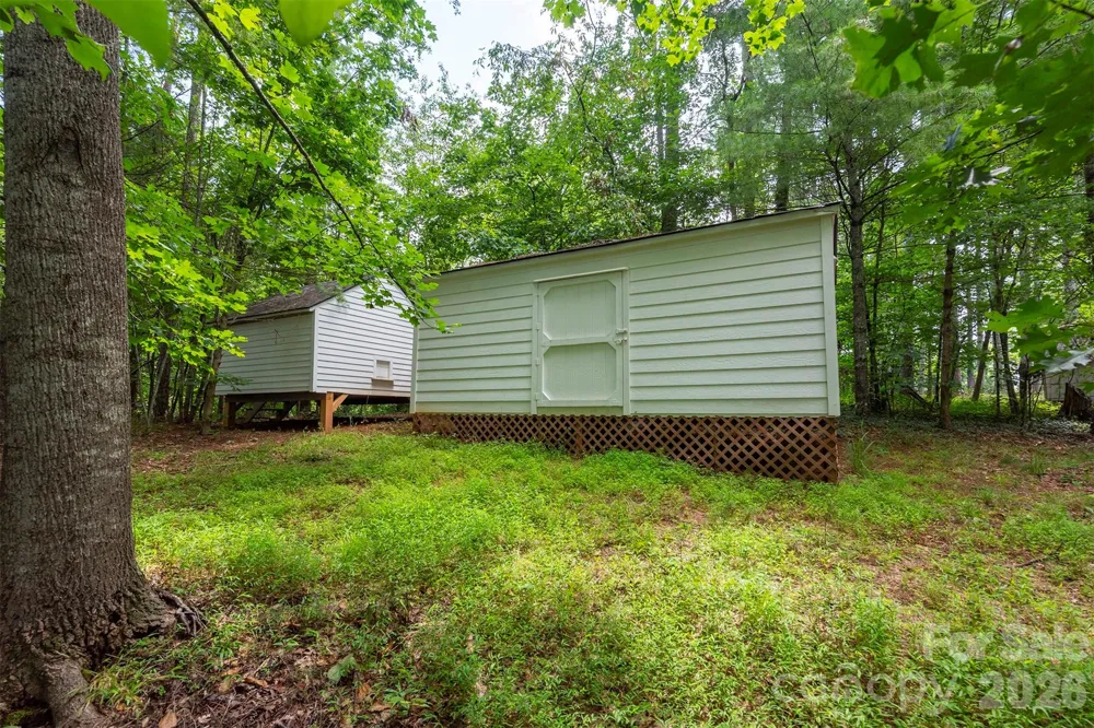 90 Pine Forest Drive Weaverville, NC 28787