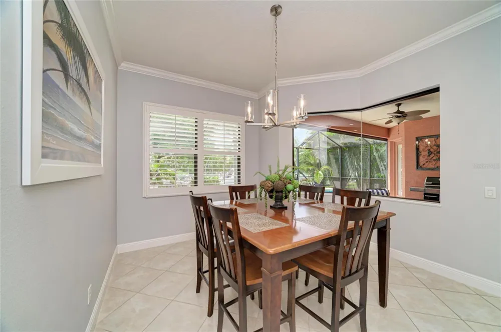 545 MAST DRIVE Bradenton, FL 34208