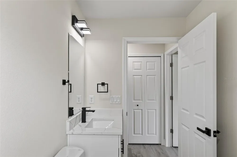 2902 W EDISON PLACE Dunnellon, FL 34433