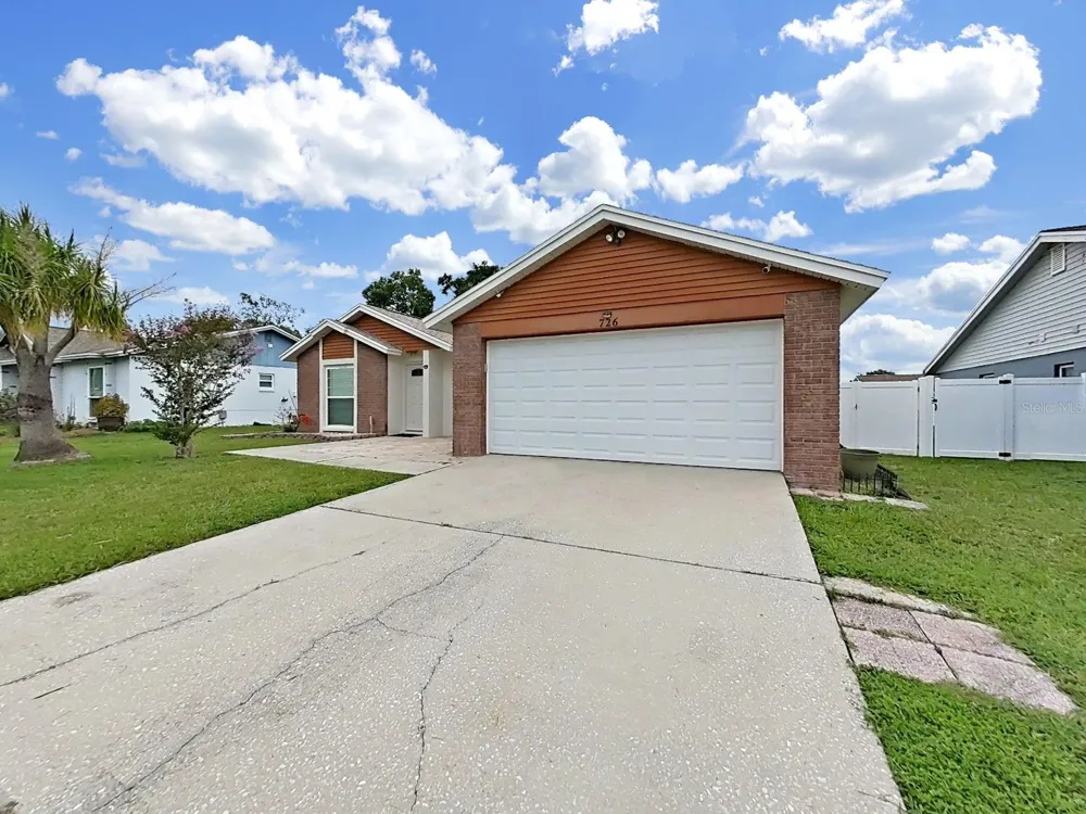 726 STILLVIEW CIRCLE Brandon, FL 33510