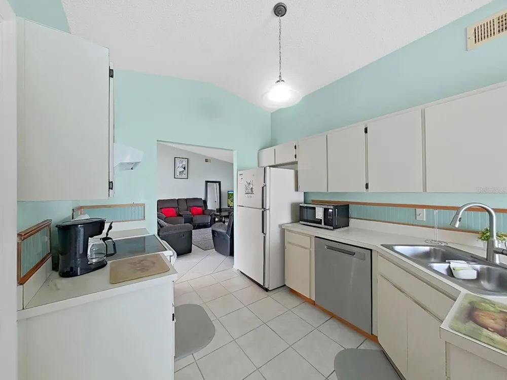 726 STILLVIEW CIRCLE Brandon, FL 33510
