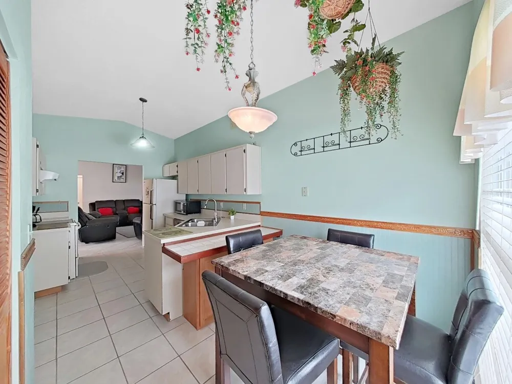 726 STILLVIEW CIRCLE Brandon, FL 33510