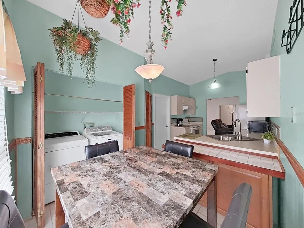 726 STILLVIEW CIRCLE Brandon, FL 33510