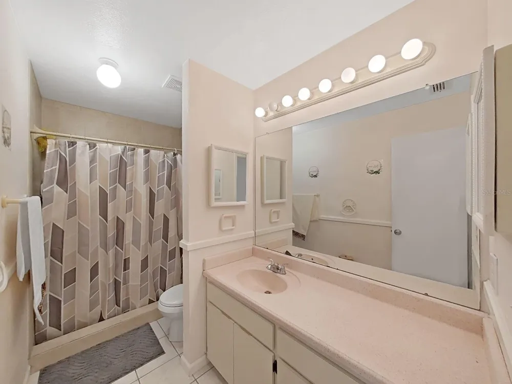 726 STILLVIEW CIRCLE Brandon, FL 33510