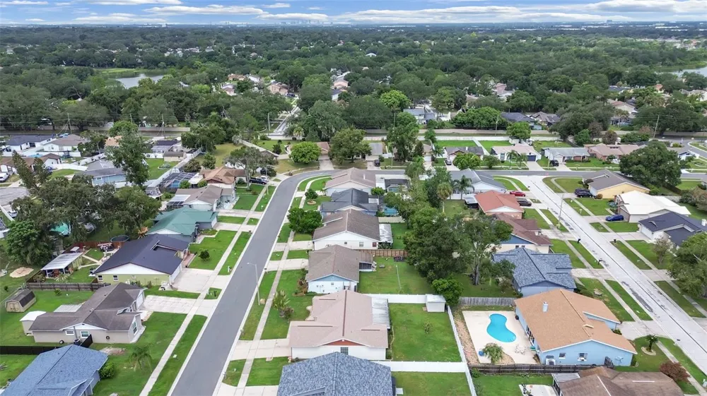 726 STILLVIEW CIRCLE Brandon, FL 33510