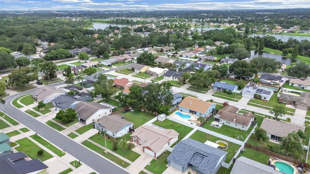 726 STILLVIEW CIRCLE Brandon, FL 33510