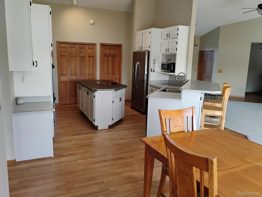 725 S Sashabaw Road Brandon Charter Township, MI 48462