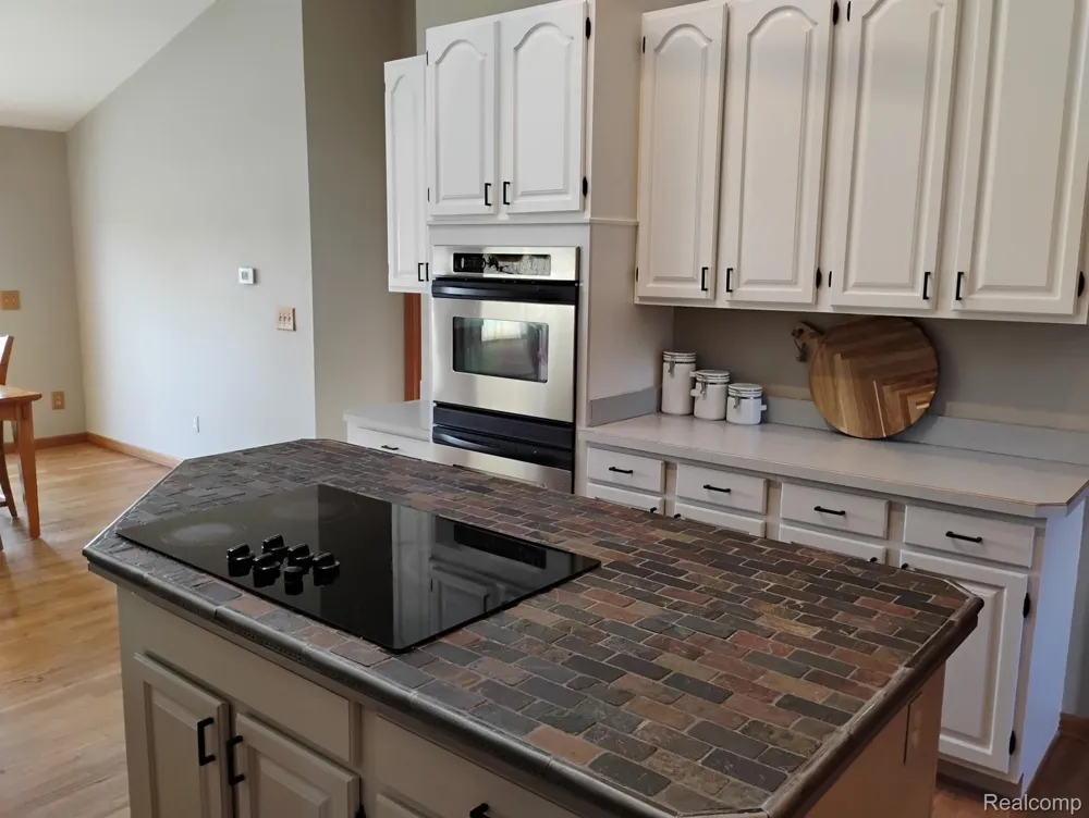 725 S Sashabaw Road Brandon Charter Township, MI 48462