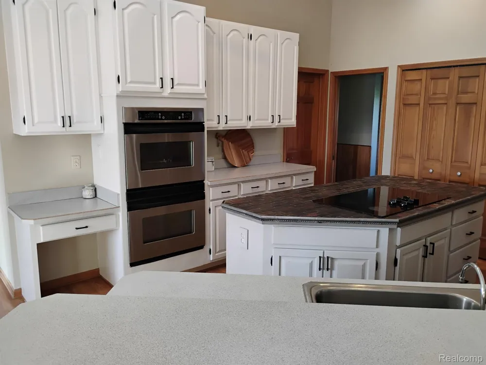 725 S Sashabaw Road Brandon Charter Township, MI 48462