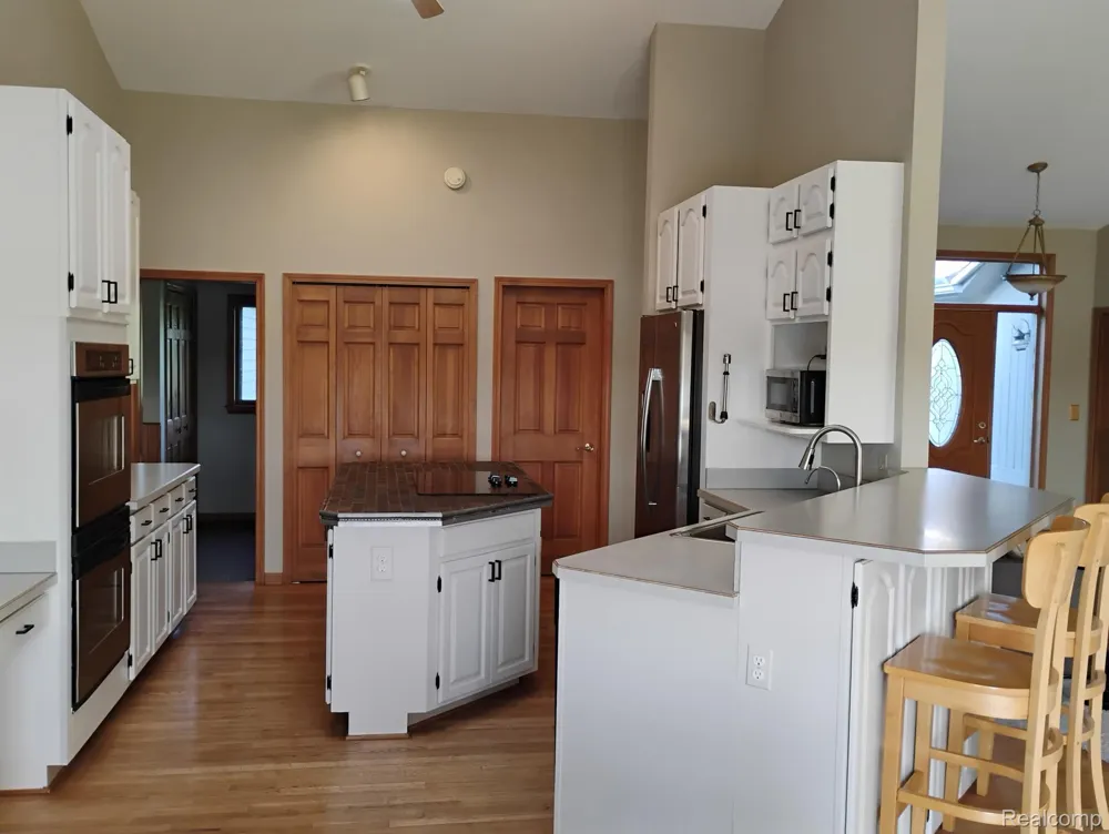 725 S Sashabaw Road Brandon Charter Township, MI 48462