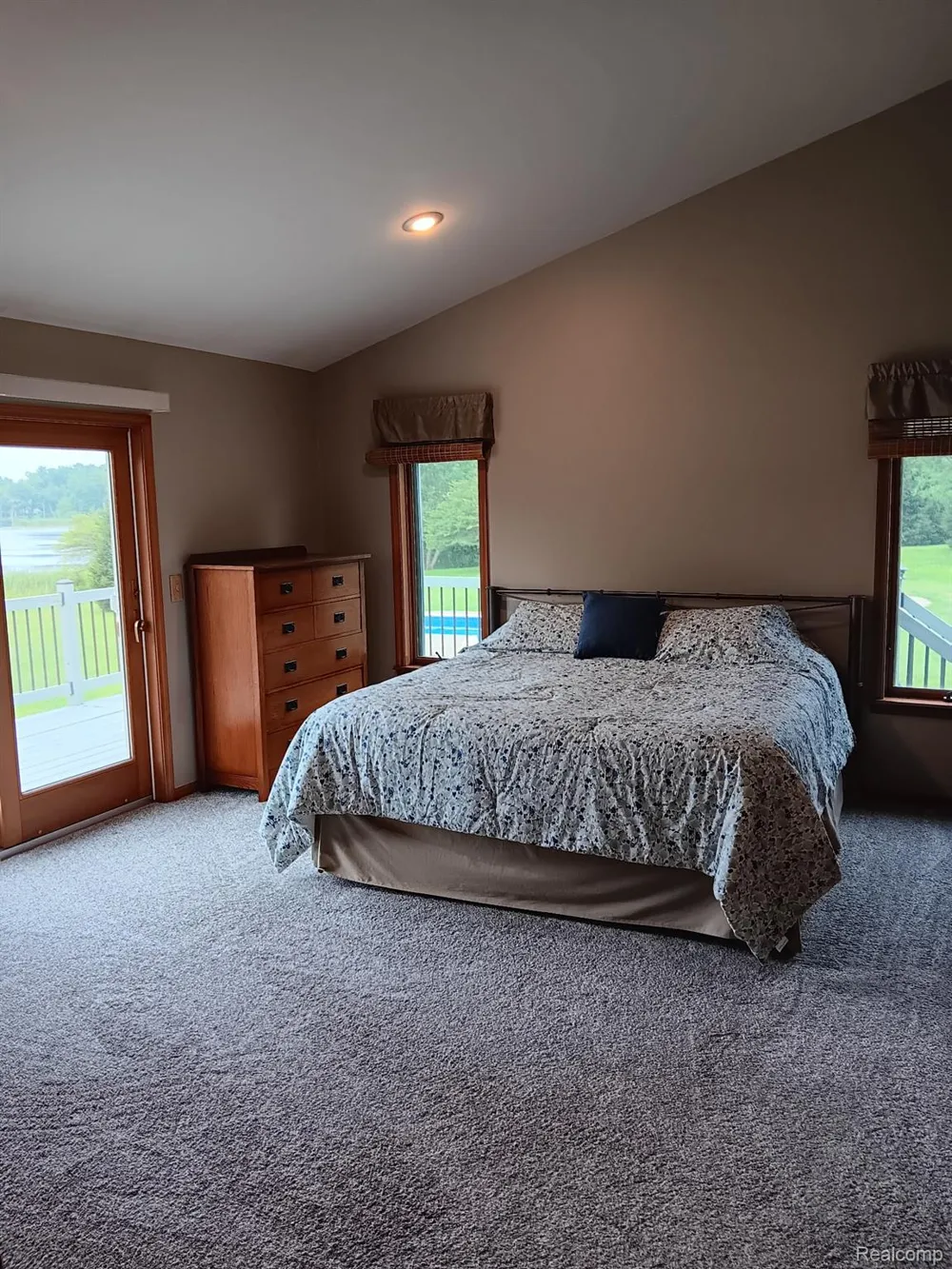 725 S Sashabaw Road Brandon Charter Township, MI 48462