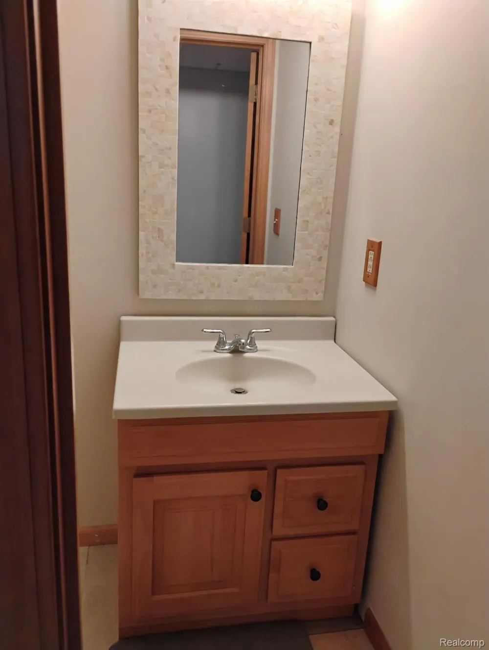 725 S Sashabaw Road Brandon Charter Township, MI 48462