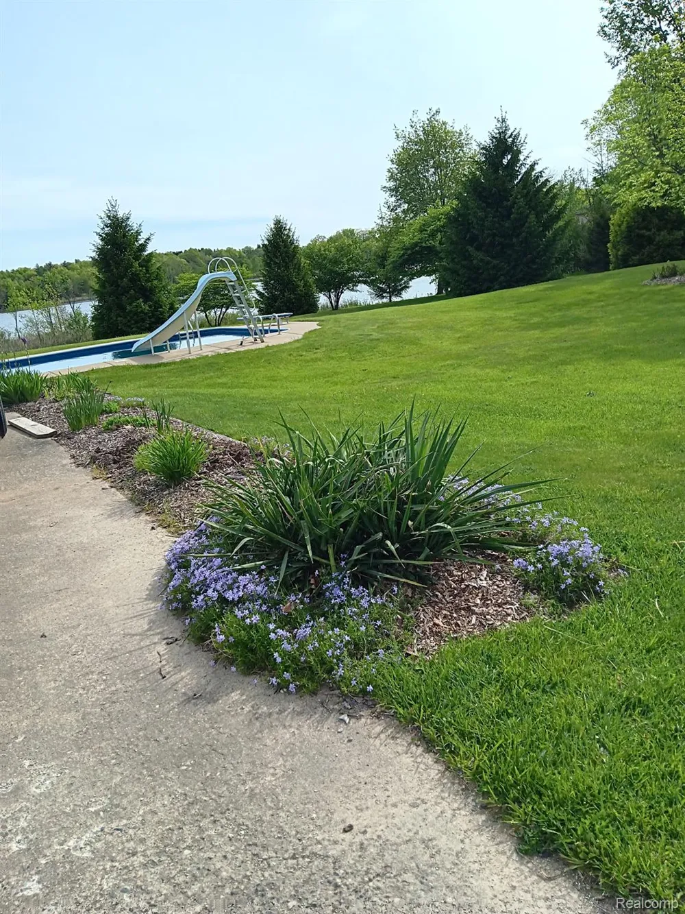 725 S Sashabaw Road Brandon Charter Township, MI 48462
