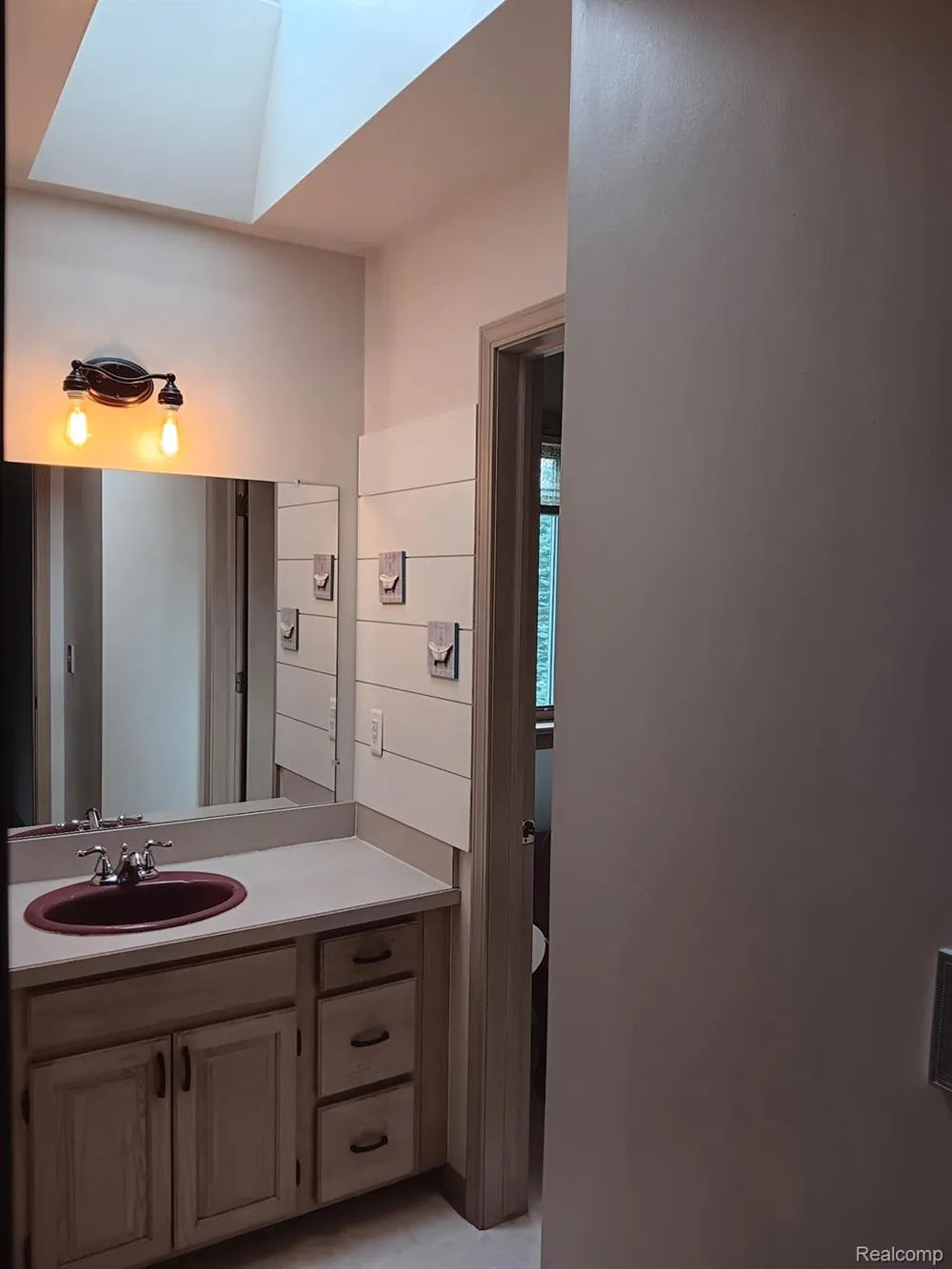 725 S Sashabaw Road Brandon Charter Township, MI 48462