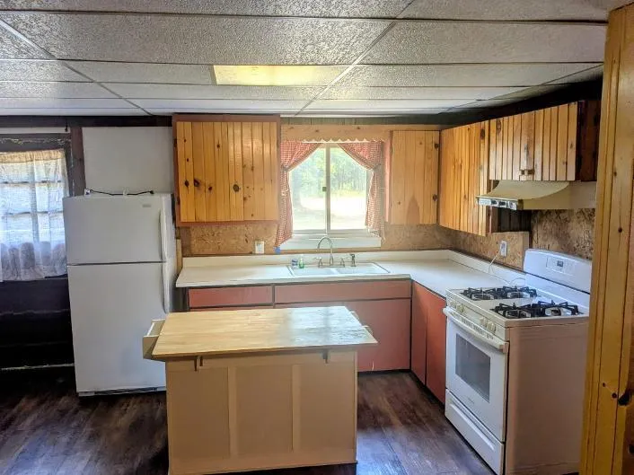 4136 W 32nd Street Baldwin, MI 49304