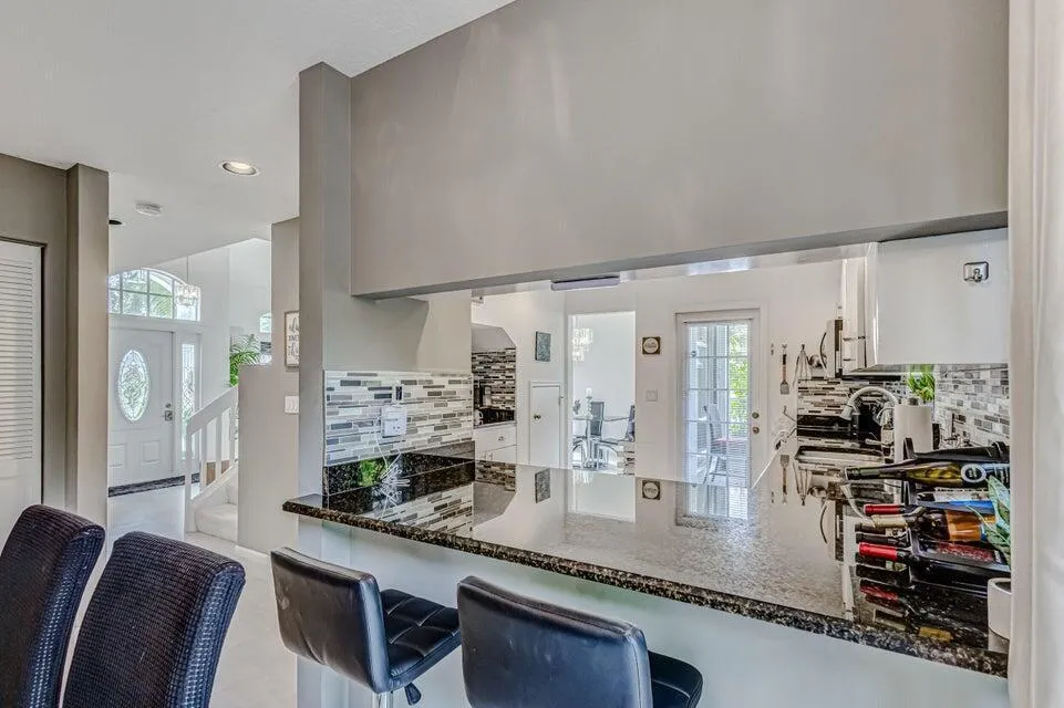 18174 SE Fairview Circle Tequesta, FL 33469