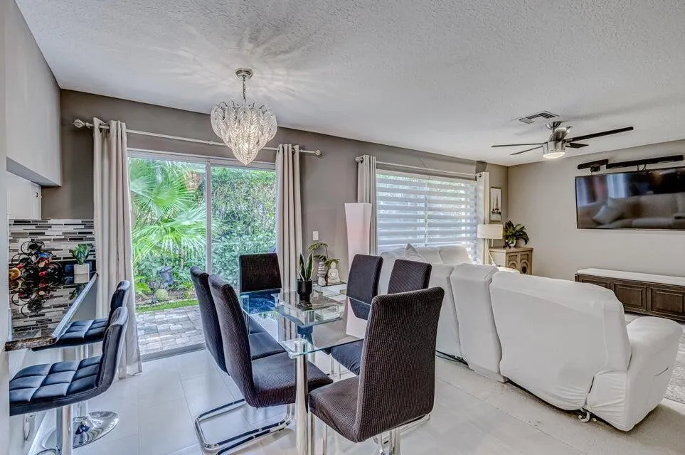 18174 SE Fairview Circle Tequesta, FL 33469