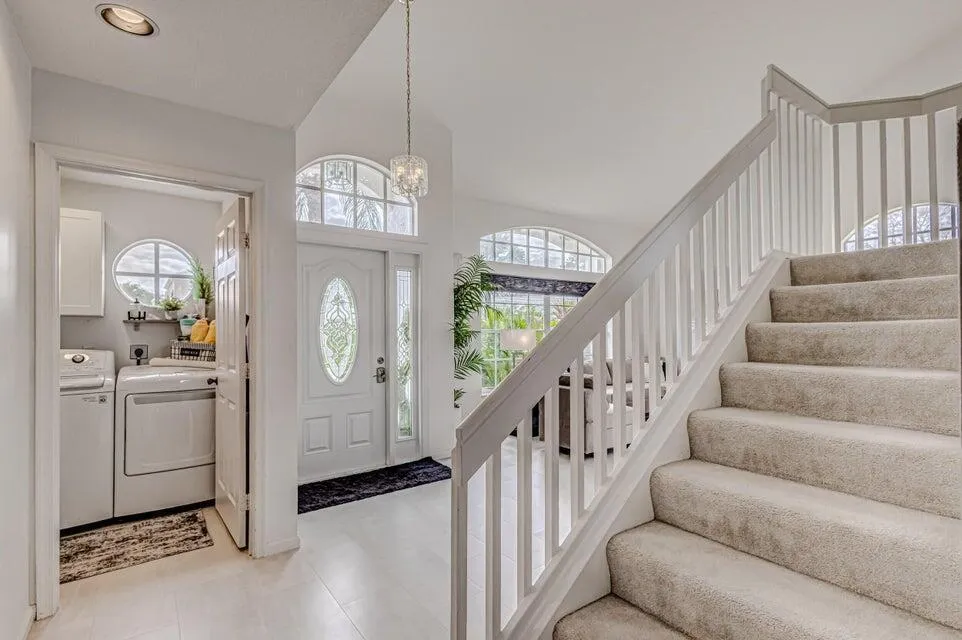 18174 SE Fairview Circle Tequesta, FL 33469
