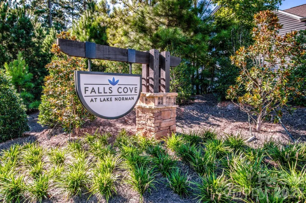 111 Slip Shot Lane Troutman, NC 28166