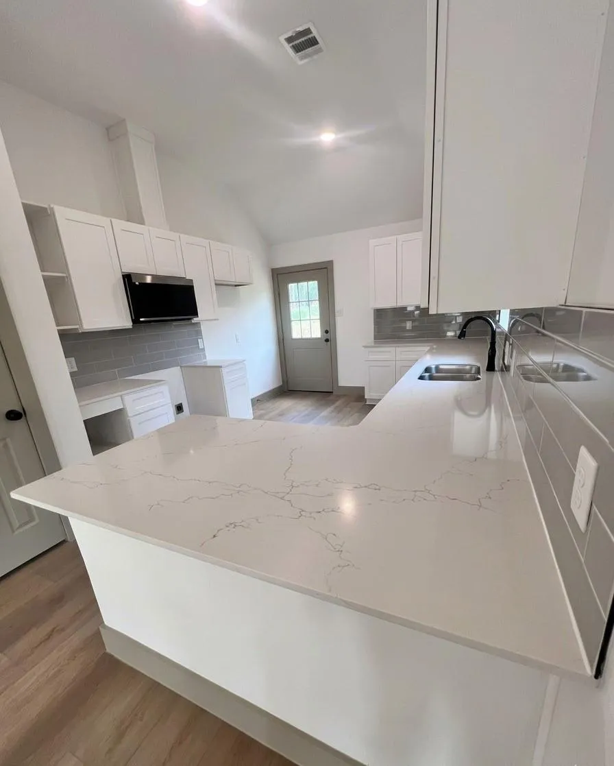 241 SE 19 Th St Hempstead, TX 77445