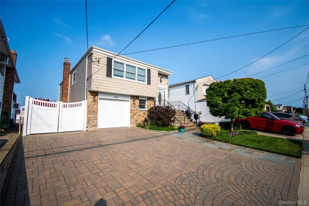 3345 Parkway Drive Baldwin, NY 11510