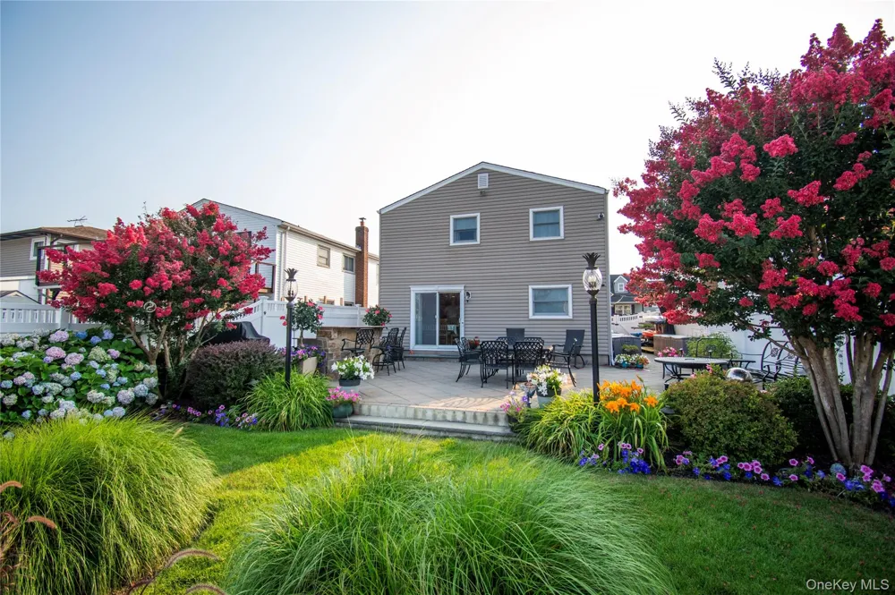 3345 Parkway Drive Baldwin, NY 11510