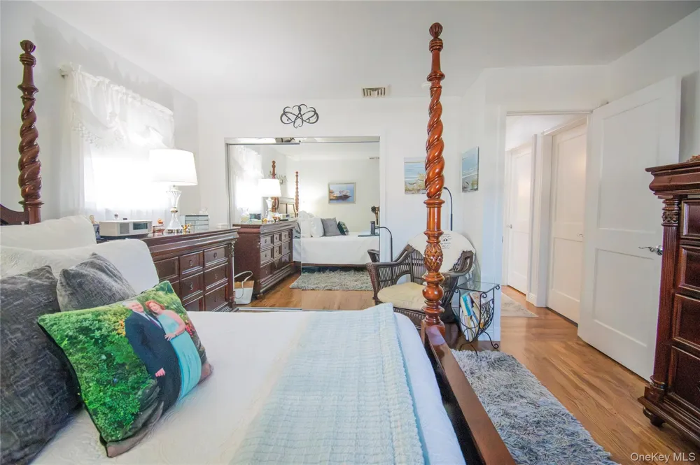 3345 Parkway Drive Baldwin, NY 11510