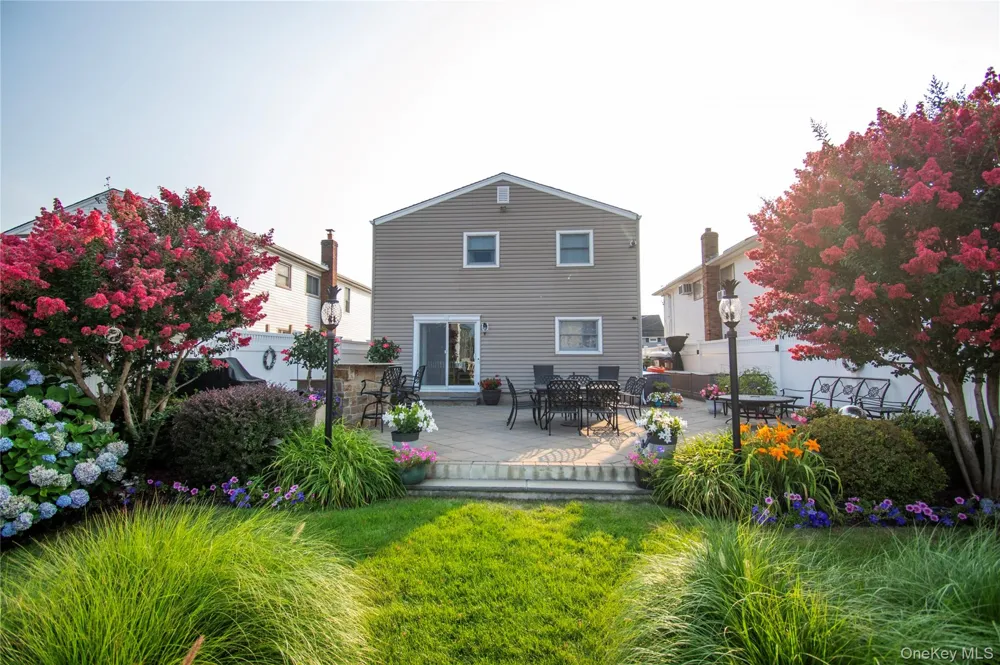 3345 Parkway Drive Baldwin, NY 11510