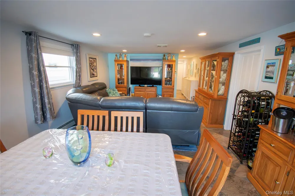 3345 Parkway Drive Baldwin, NY 11510