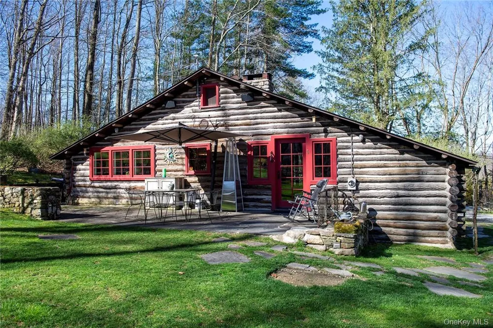 892 Duell Road Stanfordville, NY 12581