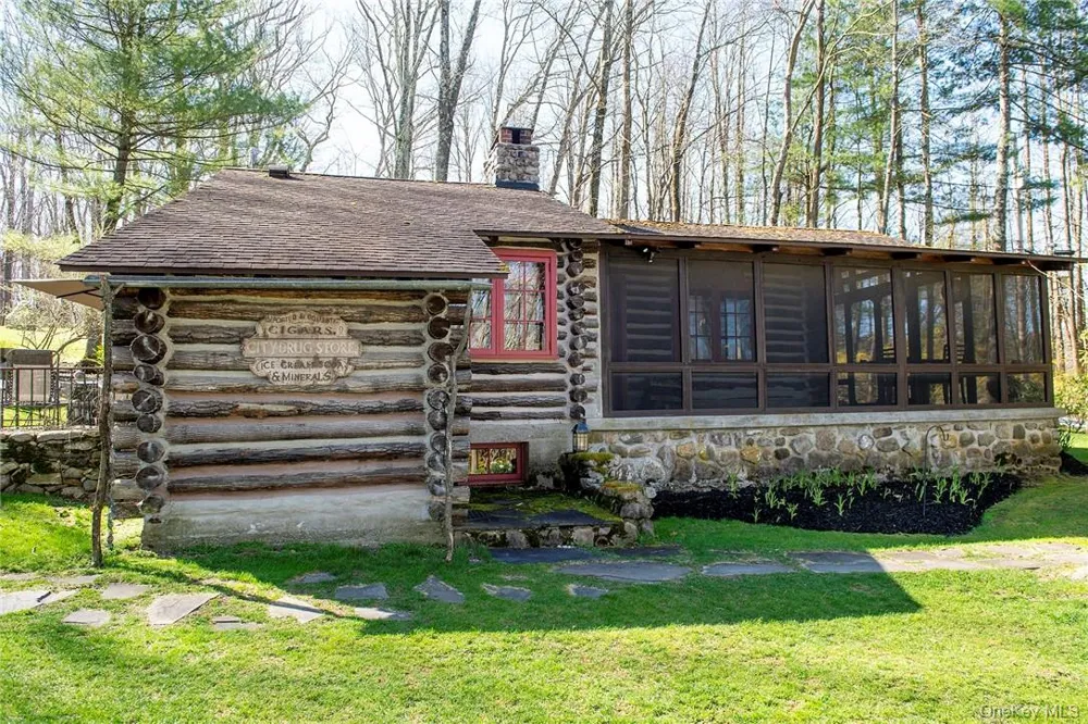892 Duell Road Stanfordville, NY 12581