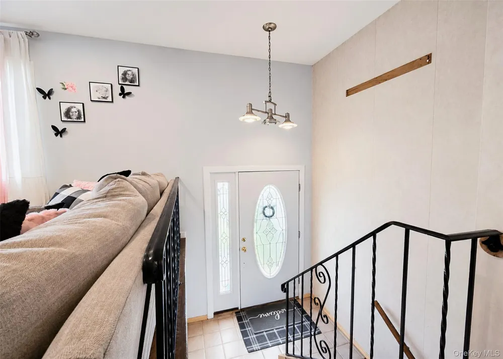 11 Farragut Avenue Lindenhurst, NY 11757